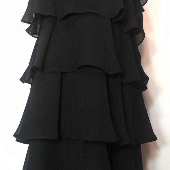 Sleeveless Dress with layered Frills Sz 10P - Picture 4 of 13